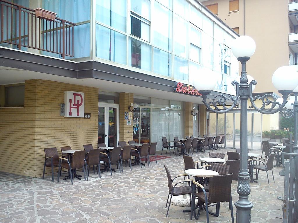 Hotel Darsena Чезенатіко Екстер'єр фото