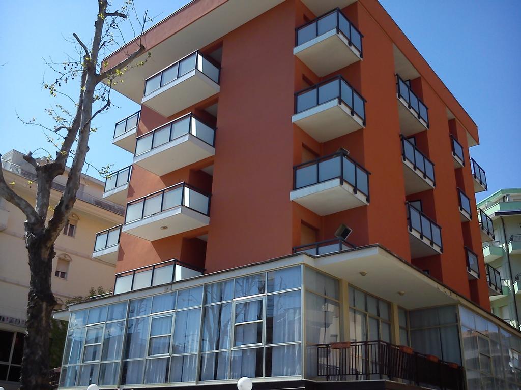 Hotel Darsena Чезенатіко Екстер'єр фото